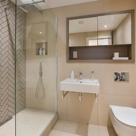 21 Hudson Quarter Luxury Apartments-free Parking 1 Car Daire York