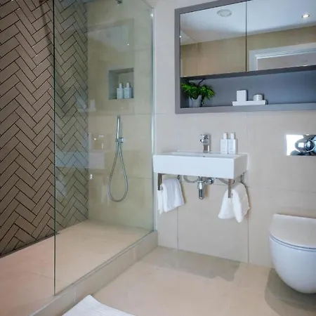 21 Hudson Quarter Luxury Apartments-free Parking 1 Car *