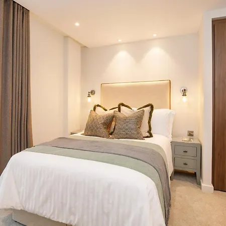 21 Hudson Quarter Luxury Apartments-free Parking 1 Car York