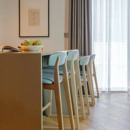 21 Hudson Quarter Luxury Apartments-free Parking 1 Car * York