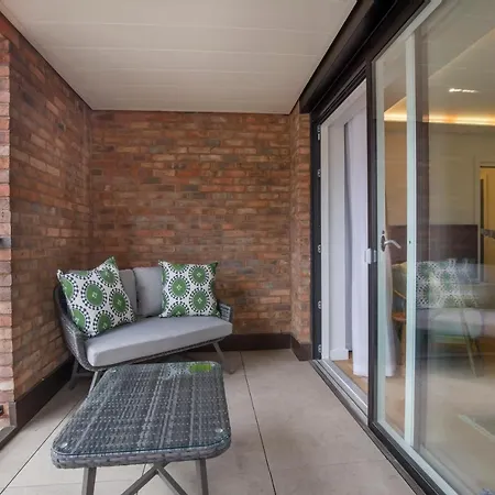 21 Hudson Quarter Luxury Apartments-free Parking 1 Car